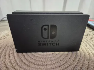 Nintendo Switch + Volante Mario + Juegos