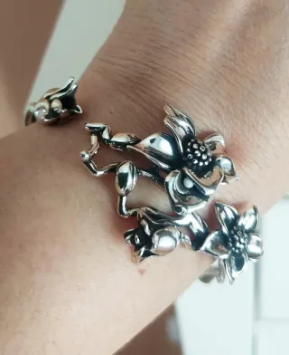 Pulsera de Plata con Flores