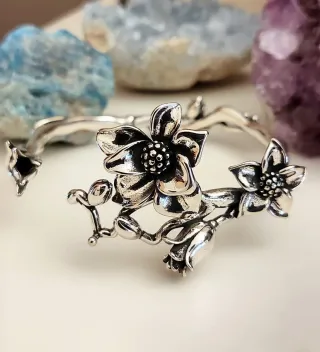 Pulsera de Plata con Flores