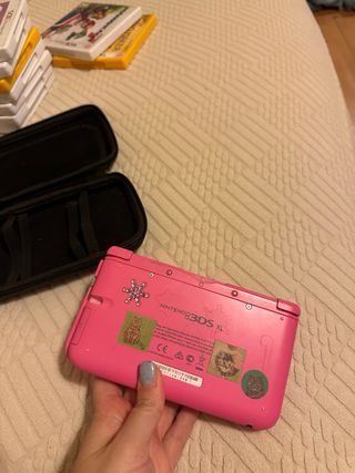 Nintendo 3DS Rosa para Reparar + funda de regalo