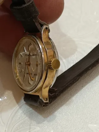 Orologio Pratina donna carica manuale vintage