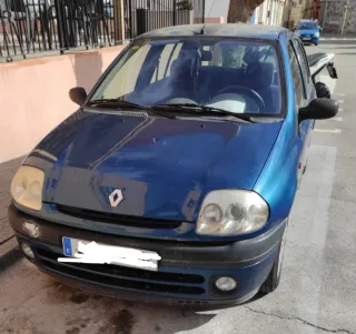 Renault Clio 2001