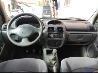 Renault Clio 2001