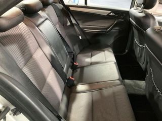 Mercedes-Benz Clase C 2005
