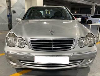 Mercedes-Benz Clase C 2005