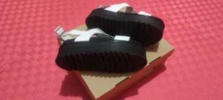 Sandalias Dr. Martens Francis Blancas Talla 40