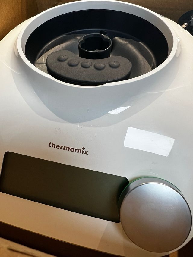 Thermomix Friend Vorwerk- Nueva, sin uso.