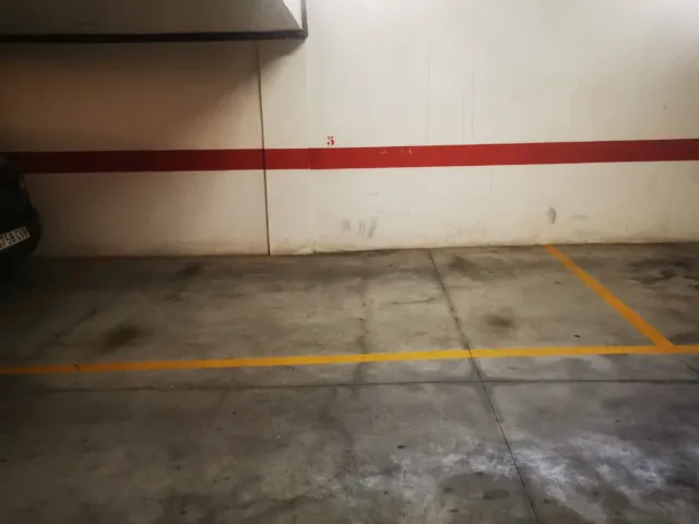 Plaza de garaje, parking