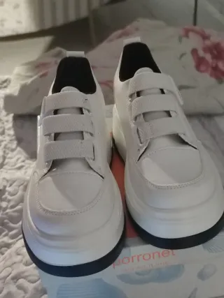 Deportivas blancas con velcro 1970s y plataforma