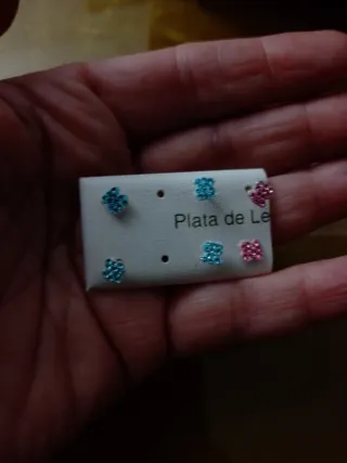 Pendientes bebé rosca plata osito azul/rosa