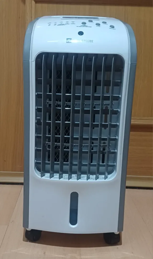 Climatizador Portátil Gris y Blanco