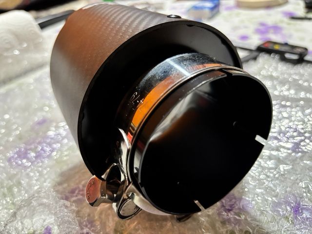 Tubo de escape VREMUS carbono