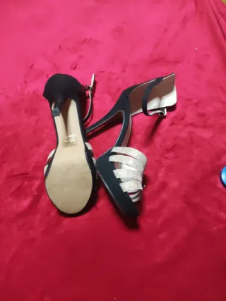 Zapatos tacón señora 40 ante negro y dorado