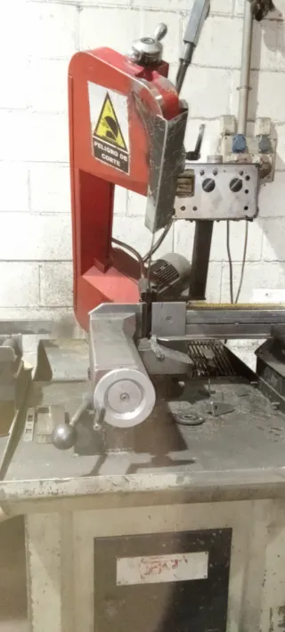 Sierra de corte. Apta corte nateriales alta resist