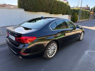 BMW 520i