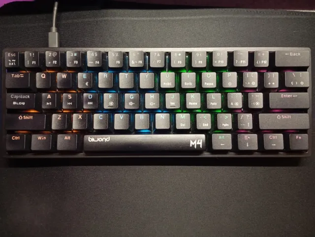 Teclado Mecánico 60% Bluond M4