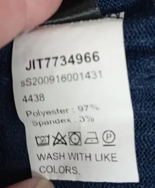 Jersey canalé cuello alto azul