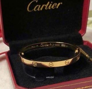 Pulsera Cartier  Love Dorada