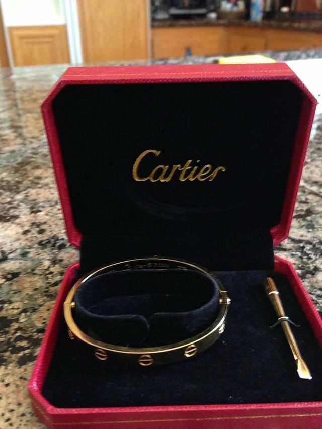 Pulsera Cartier  Love Dorada