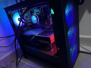 PC Gaming RTX 4070 Ti SUPER + Ryzen 7 7800X3D