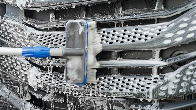 Cepillo Profesional Lampa 38002 Idrocamion