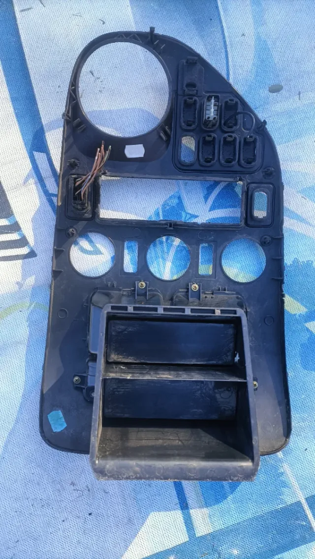 Consola Central Mercedes Vito W638