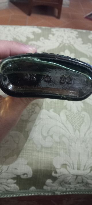 Vecchia bottiglia Etiqueta Negra Brandy