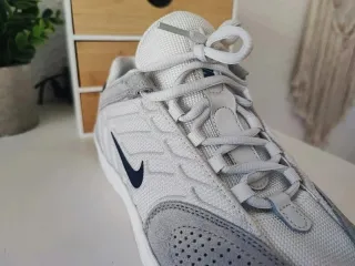 Nike SB Vertebrea Tinte Platino Azul Marino