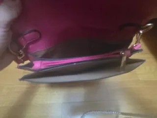 Bolso rosa bandolera