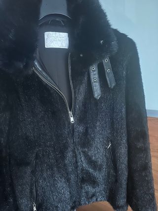 Chaquetón negro Zara