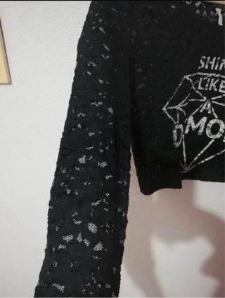 Top encaje Bershka manga larga talla M crop top