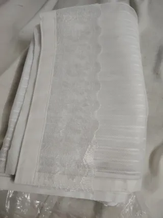 Cortina mosquitera magnética Diker blanca.