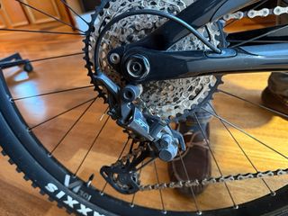 Bicicleta Eléctrica BH ATOMX CARBON LYNX 6 PRO-SE