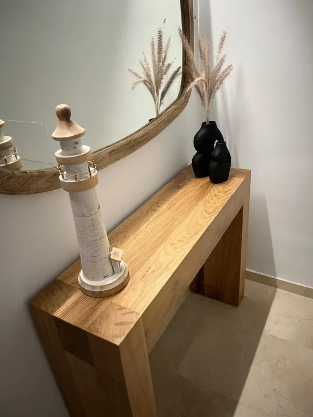 Tavolino d'ingresso in legno