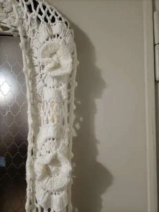 Sciarpa floreale con frange