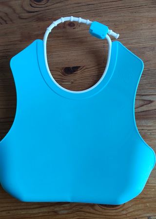 2 Baberos Twistshake Silicona C/ Contenedor