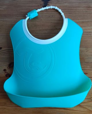 2 Baberos Twistshake Silicona C/ Contenedor