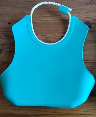 2 Baberos Twistshake Silicona C/ Contenedor