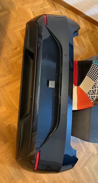 Paragolpes Trasero Leon MK4 2021