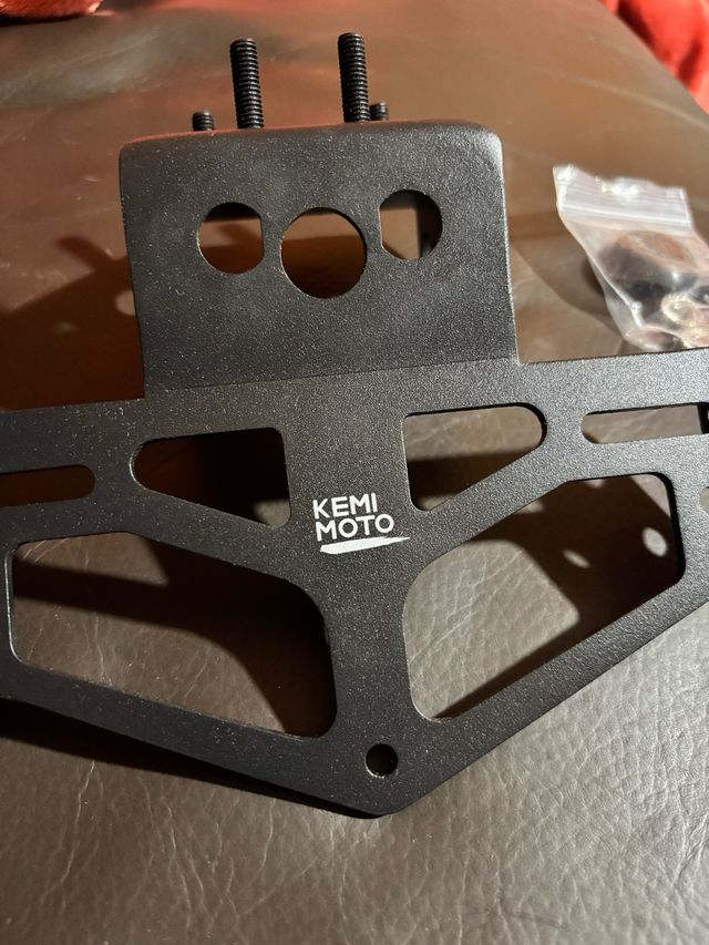 Portamatrículas KEMI MOTO Kawasaki Ninja 400