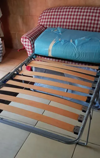 Divano 2 posti country rosso e bianco