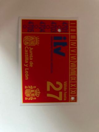 Honda CBR 600 F Roja y Plateada.