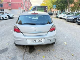 Opel Astra 2009