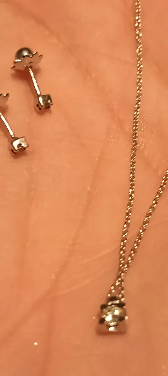 Gargantilla y pendientes oro blanco brillantes