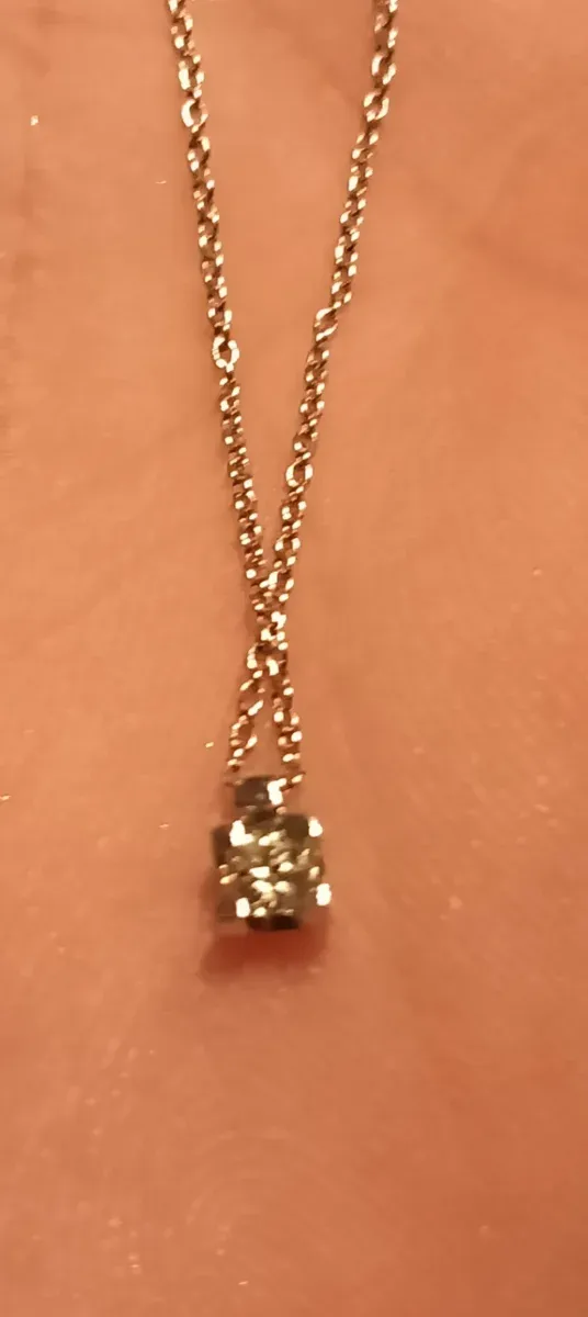 Gargantilla y pendientes oro blanco brillantes