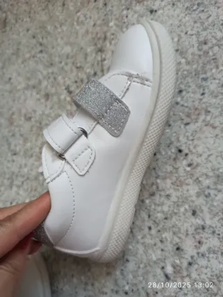 Scarpine Primigi bianche con stelle