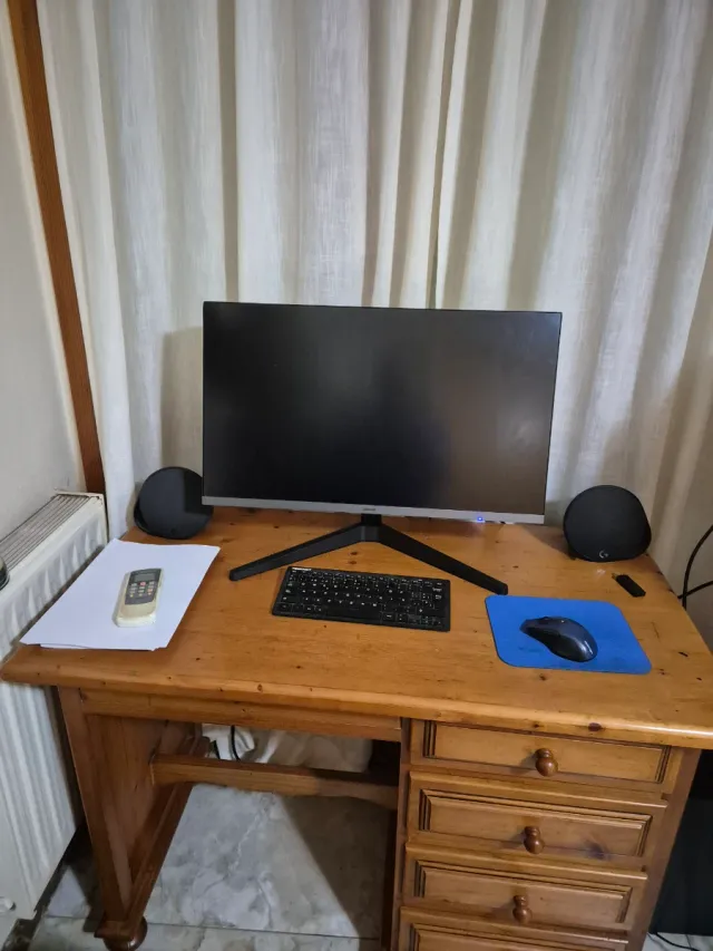 Monitor Samsung Full HD 27