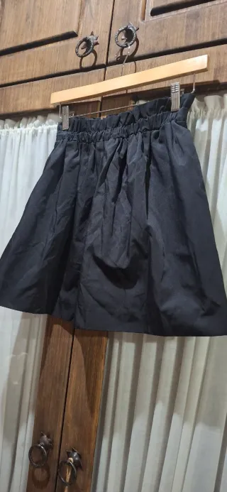 Lote Ropa Mujer Negra y Dorada