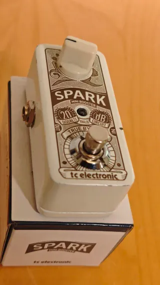 TC Electronic Spark Mini Booster