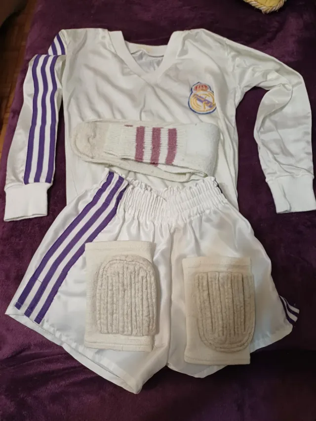 Lote Real Madrid Años 80 + Botas J'hayber
